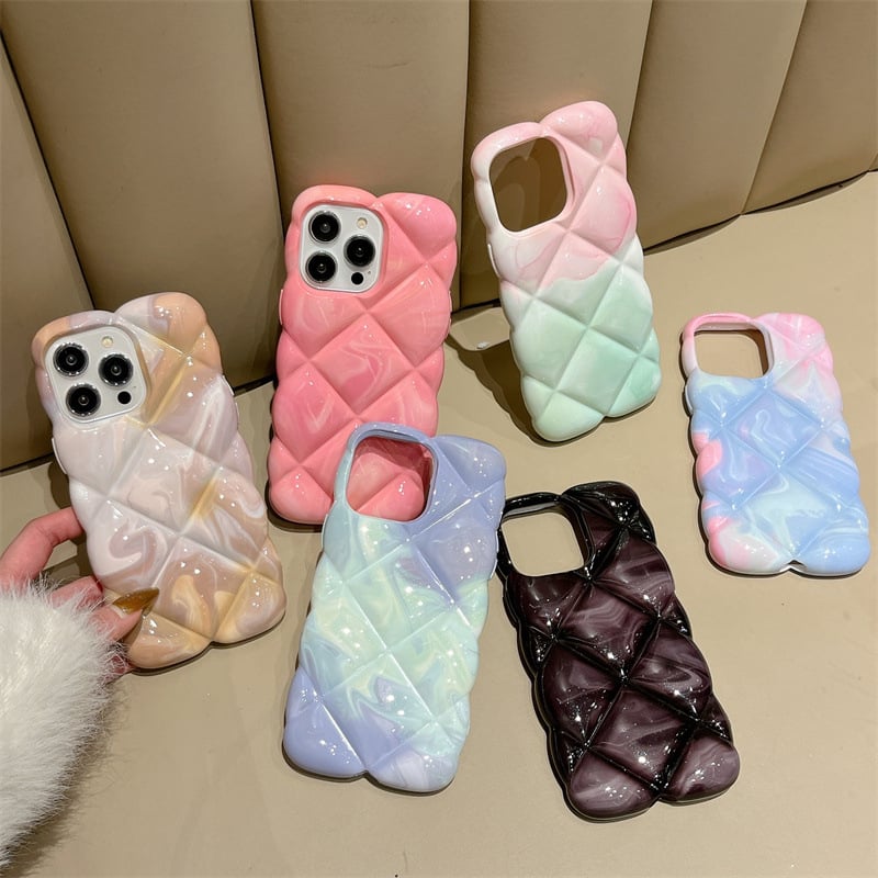 Zaštitna maska s 3D rombom i gradijentnim uzorkom za iPhone 11–14 Pro/Max