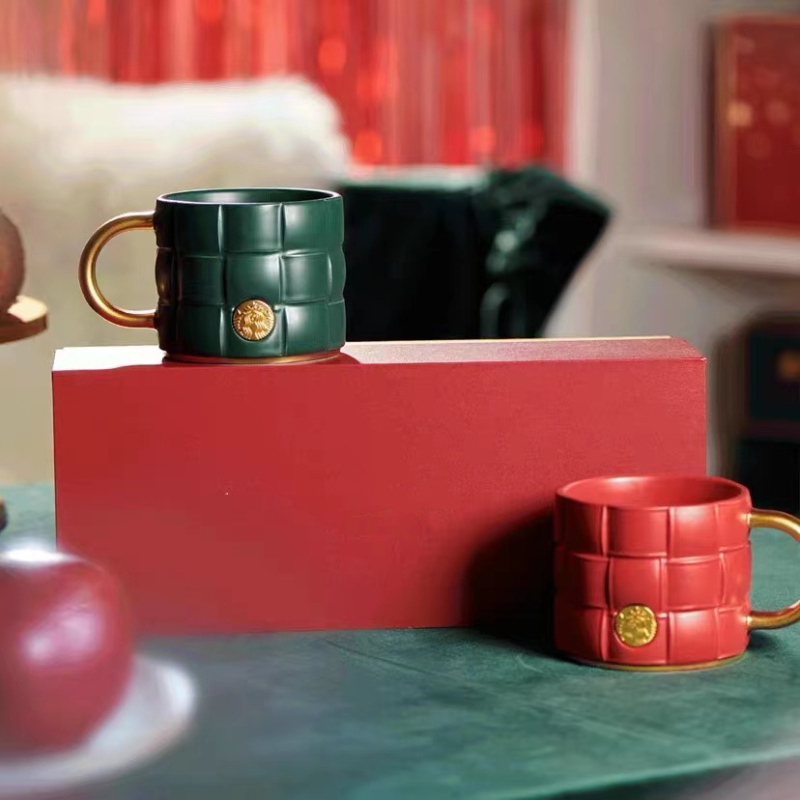 Set de căni de cafea din ceramică, 340 ml, model carouri roșu-verde retro, pentru cuplu, cadou de nuntă