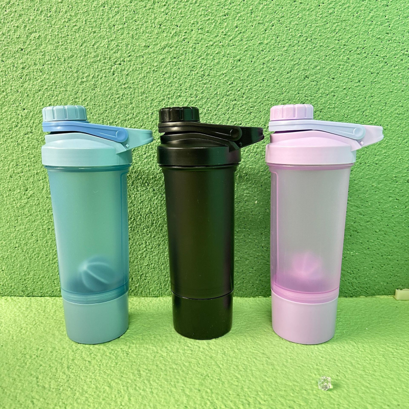 Shaker din plastic cu pereți dubli, 500 ml, pentru proteine, shakeuri și băuturi sportive