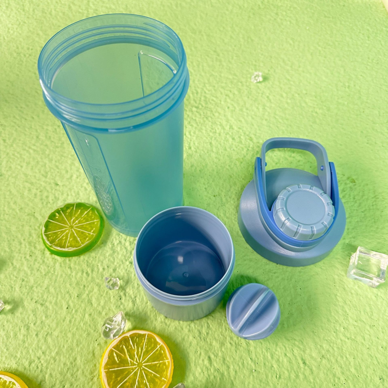 Shaker din plastic cu pereți dubli, 500 ml, pentru proteine, shakeuri și băuturi sportive