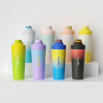 Shaker din oțel inoxidabil cu scară, dublă izolație vid, 25oz, buton de apăsare
