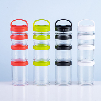 Cutie din plastic pentru pudră proteică, cu 4 niveluri, compartimente multiple și mâner pentru amestecare