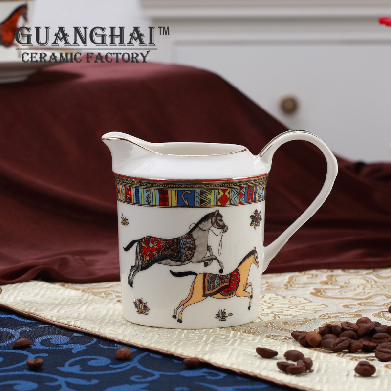 Set de cafea din porțelan osos cu cafetieră, cană de lapte, zaharniță, 4 cești și 4 farfurioare – stil european, lux retro