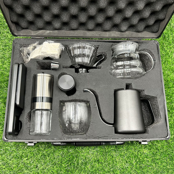 Set de cafea cu filtru manual într-o cutie din aluminiu – 10 piese, set de cadou portabil pentru drumeții