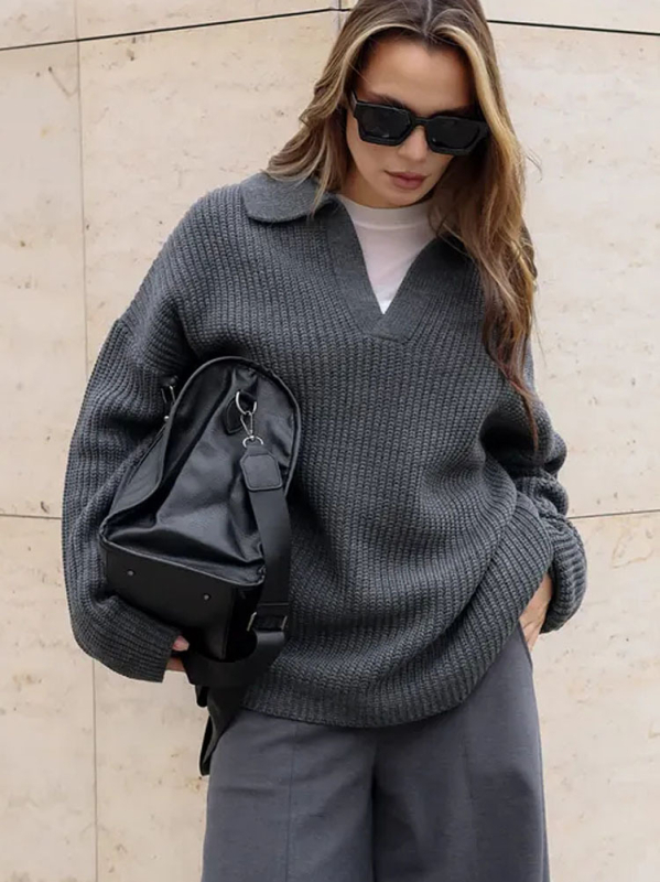 Női oversized kötött polo pulóver, laza szabású és meleg