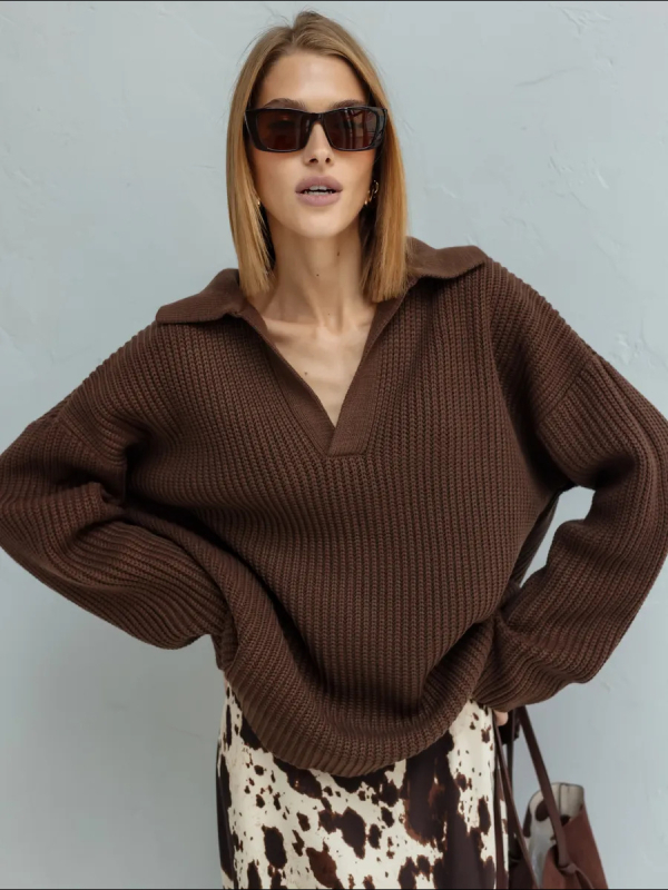 Női oversized kötött polo pulóver, laza szabású és meleg
