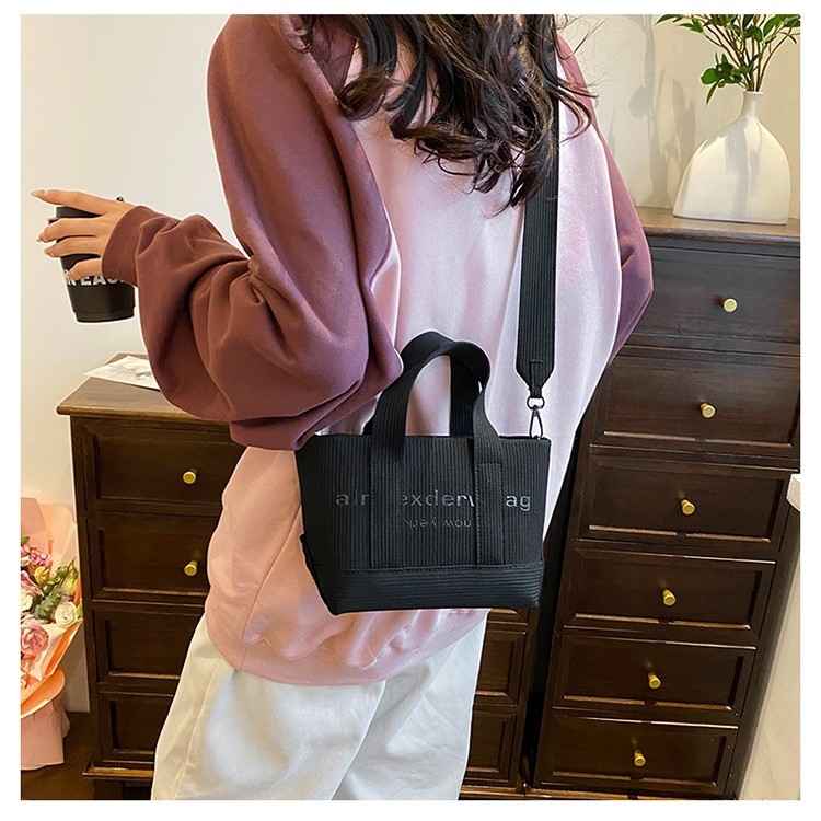 Ženska torba za rame u Tote stilu, velika zapremina, crossbody remen, retro pleteni dizajn za svakodnevnu upotrebu