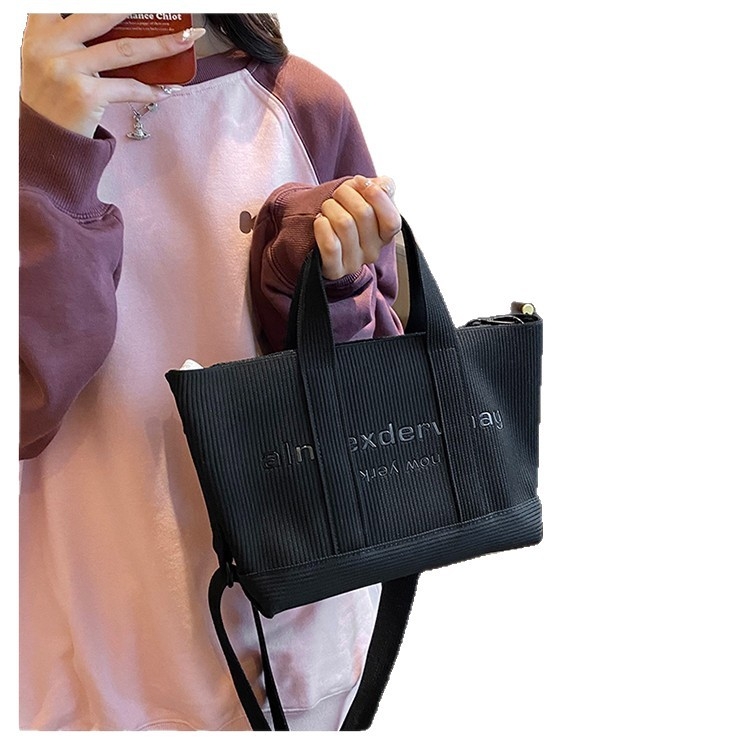 Ženska torba za rame u Tote stilu, velika zapremina, crossbody remen, retro pleteni dizajn za svakodnevnu upotrebu