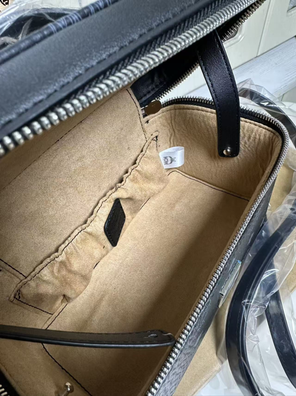M Brand monogram tiskana box torba za žene, model 2026, ramenska i crossbody torba, torba za ruku, torbica za šminku, svestrana