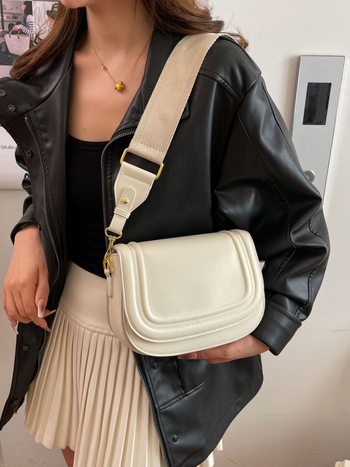 PU kožna crossbody torba — minimalistički dizajn, oblik sedla, mala kvadratna torba, široka naramenica, za dnevnu uporabu