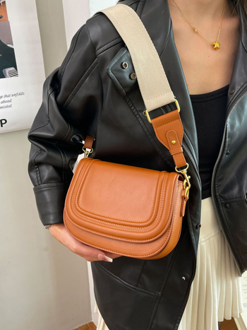 PU kožna crossbody torba — minimalistički dizajn, oblik sedla, mala kvadratna torba, široka naramenica, za dnevnu uporabu