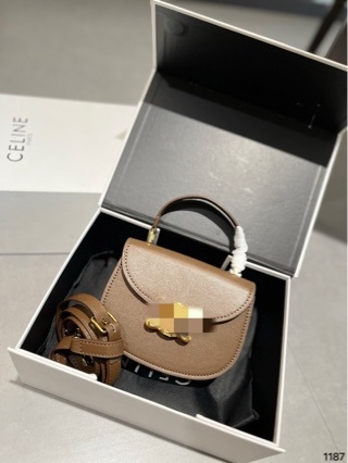Saddle torba nadahnuta Arc de Triomphe, mala kružna crossbody torba za žene