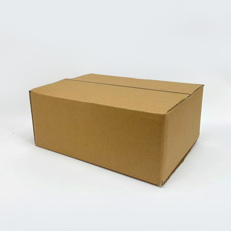 Cutii de mutat din carton kraft cu cinci straturi, rezistente, galbene, dimensiuni 31x31x16 cm; 38x34.5x17.5 cm; 43x32.5x17.5 cm