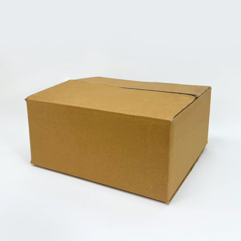 Cutii de mutat din carton kraft cu cinci straturi, rezistente, galbene, dimensiuni 31x31x16 cm; 38x34.5x17.5 cm; 43x32.5x17.5 cm