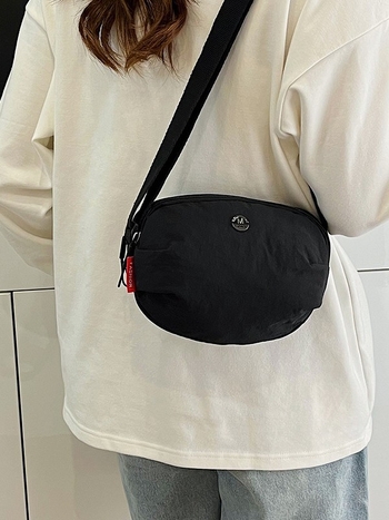 Najlonska ženska torba preko ramena, crossbody, 2026 novi stil, minimalistički dizajn, veliki kapacitet