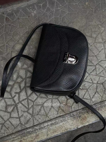 Korejska nišna crossbody torba za svakodnevnu upotrebu sa zatvorenjem, u paru s mini torbicom tipa sedlo