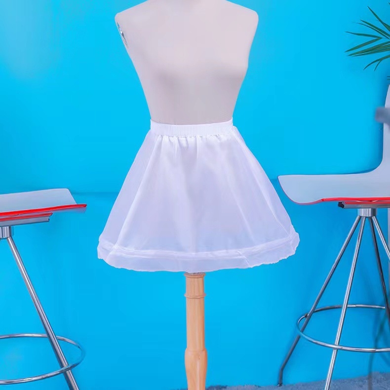 2025 nyári Lolita hercegnőruha lányoknak virágmintával és spagetti pántokkal