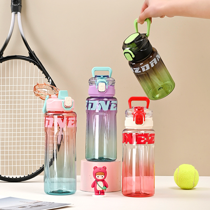 Space Cup cu pai, cană din plastic pentru studenți și activități în aer liber, design gradient, capacitate mare, băut direct, capac cu un singur buton