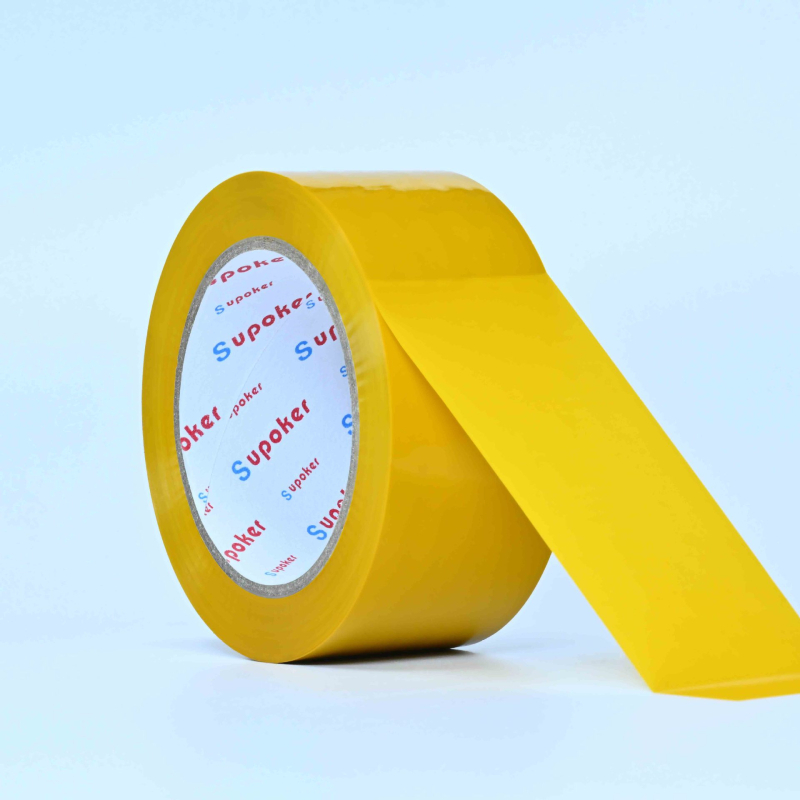 Bandă de ambalare transparentă, cu zgomot redus; lățime 4,5–6 cm, lungime 60–150 m, film BOPP, adeziv hidrocoloidic, culori: transparent, maro, bej, 1 rolă