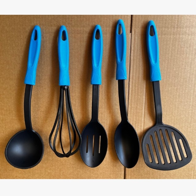 Set de cinci piese din nylon: spatulă și lingură de supă, ustensile de bucătărie multifuncționale, rezistente la temperaturi înalte