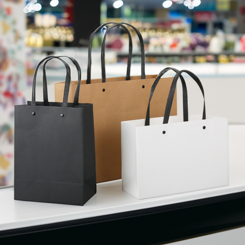 Geantă albă de cumpărături din carton cu mânere, geantă pentru haine, culoare solidă, logo personalizat, bază pătrată