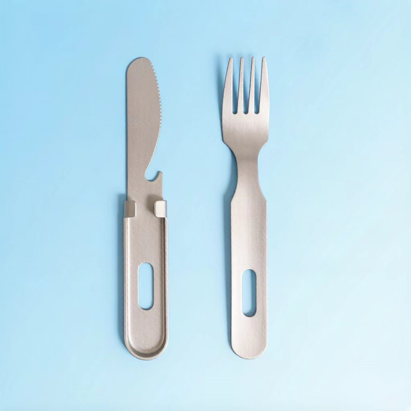 Set de tacâmuri pentru exterior din titan pur, 3 în 1: cuțit, furculiță și lingură