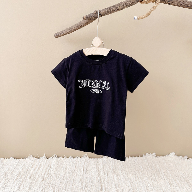 2025 novi dječji ljetni set u korejskom stilu: T-shirt s natpisom i šorc od pamuka, dva dijela