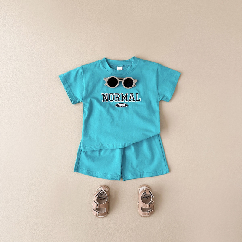 2025 novi dječji ljetni set u korejskom stilu: T-shirt s natpisom i šorc od pamuka, dva dijela