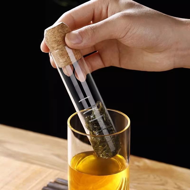 Infuzor de ceai din sticlă rezistentă la căldură, cu filtru, în stil tub de test, design creativ.