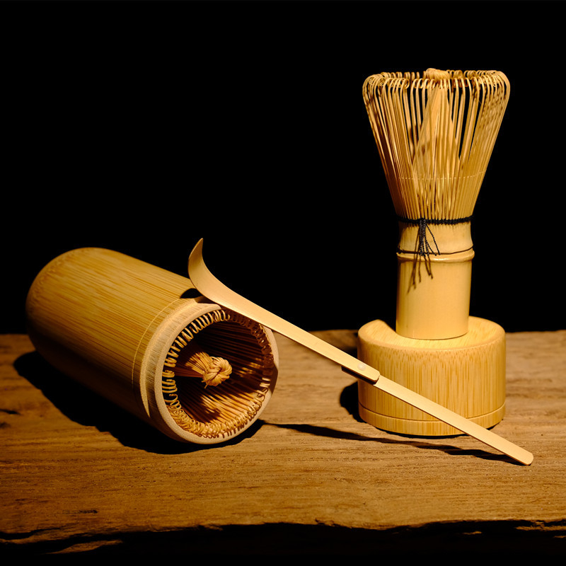 Set de teluri de bambus pentru matcha, ceremonie japoneză a ceaiului