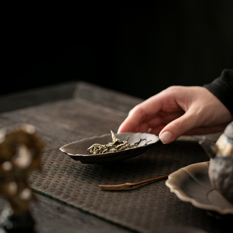 Set de ceai din ceramică creativ în stil vintage chinezesc — linguriță de ceai inspirată de lotus și lingură de ceai, accesorii pentru ceremonia Gongfu
