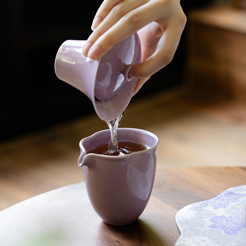 Gaiwan ceramic stil chinezesc nou, mov, pentru uz personal acasă sau la birou, set Gongfu de ceai minimalist și elegant.