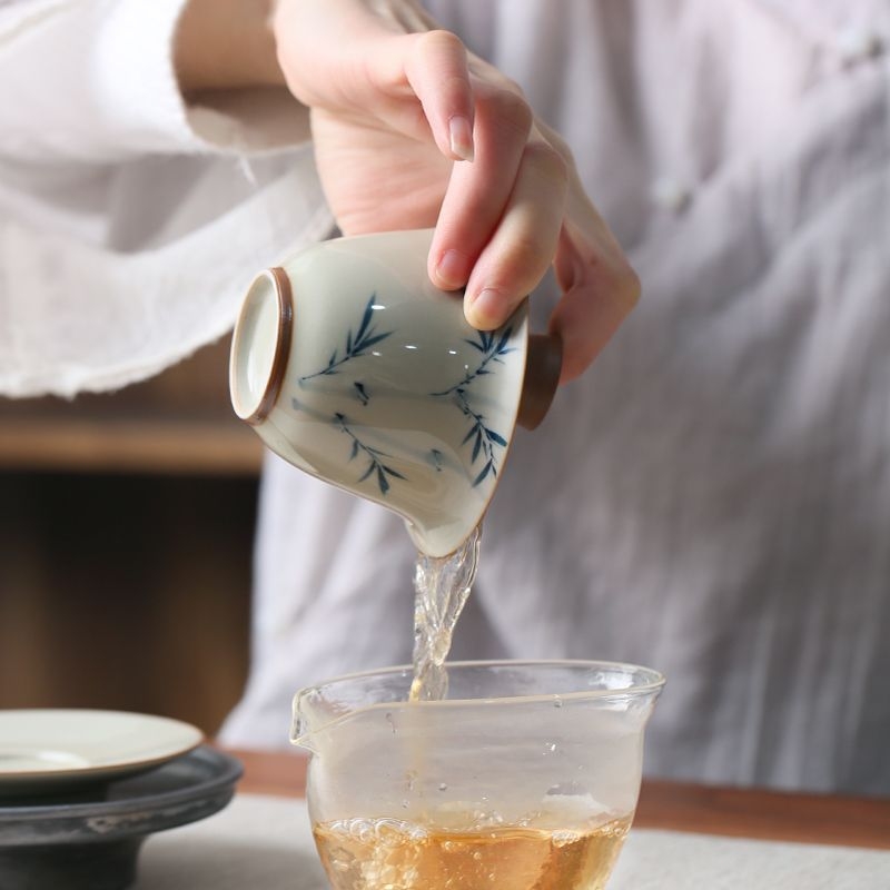 Gaiwan ceramic cu design de bambus, pictat manual, glazură cu cenușă vegetală, pentru ceai Gongfu