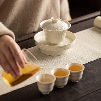 Guanlan gaiwan chinezesc retro cu petale albe de lotus, ceașcă ceramică cu capac pentru ceai Gongfu