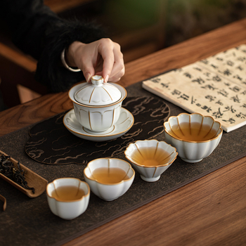 Set de gaiwan din porțelan Ru, design minimalist cu model decupat, în cutie cadou pentru evenimente de afaceri