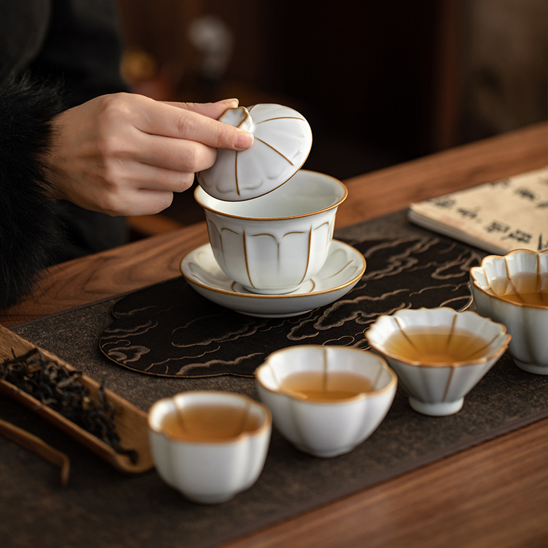 Set de gaiwan din porțelan Ru, design minimalist cu model decupat, în cutie cadou pentru evenimente de afaceri