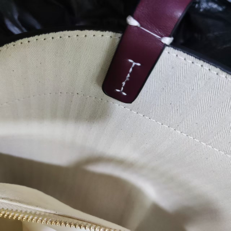 Z Family Tote Bag — Дамска торба за рамо от PU с голям капацитет, вътрешни джобове за телефон и лична карта, подплата от платно, открит връх, две дръжки