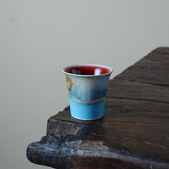 Ceșcuță de ceai ceramică, lucrată manual, cu motiv peisaj în glazură de cuptor, recipient personal pentru degustarea aromelor ceaiului