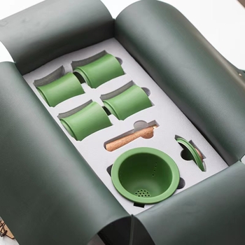 Set de ceai din porțelan cu design în stil bambus; căni mari și ceainic cu mâner – stil clasic