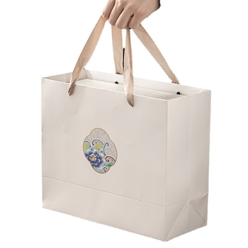 Ceașcă de ceai din porțelan, lucrată manual, design Floral sub glazură, stil palat