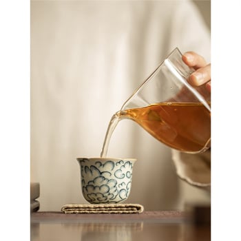 Ceainic bej din porțelan Ru kiln cu motiv de nori și crin de vale — ceașcă Gongfu pentru maeștrii ceaiului, retro, minimalistă, ceașcă de ceai pentru uz casnic de înaltă calitate