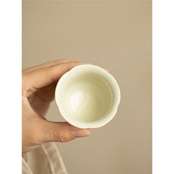 Ceainic bej din porțelan Ru kiln cu motiv de nori și crin de vale — ceașcă Gongfu pentru maeștrii ceaiului, retro, minimalistă, ceașcă de ceai pentru uz casnic de înaltă calitate