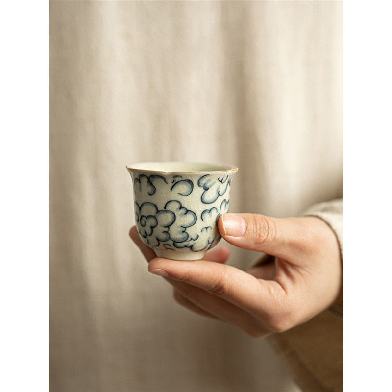 Ceainic bej din porțelan Ru kiln cu motiv de nori și crin de vale — ceașcă Gongfu pentru maeștrii ceaiului, retro, minimalistă, ceașcă de ceai pentru uz casnic de înaltă calitate