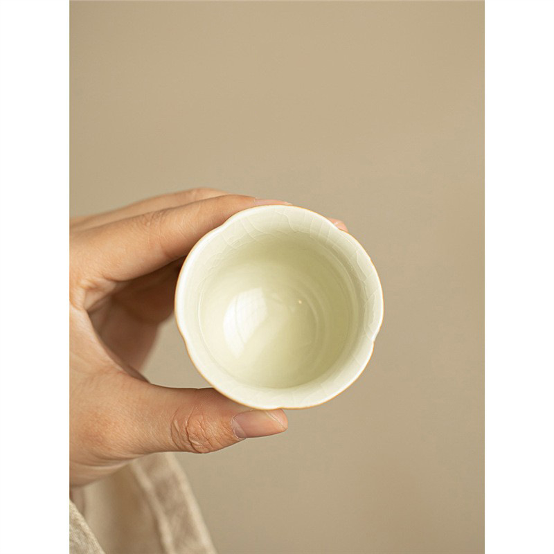 Ceainic bej din porțelan Ru kiln cu motiv de nori și crin de vale — ceașcă Gongfu pentru maeștrii ceaiului, retro, minimalistă, ceașcă de ceai pentru uz casnic de înaltă calitate