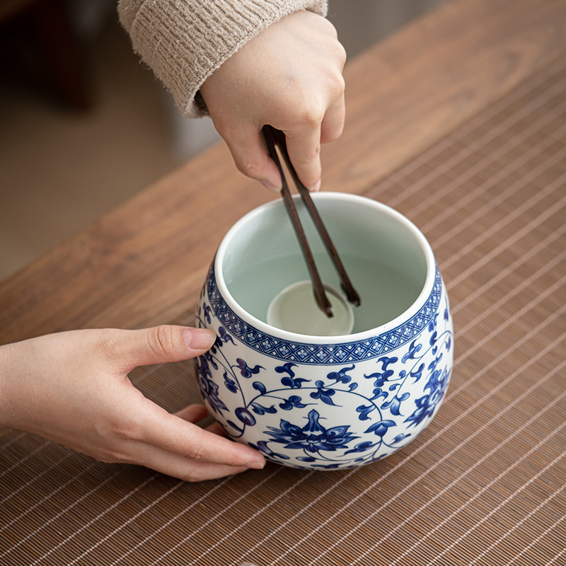 Set ceramic de ceai cu ceainic, cană de apă, cenușar și găleată pentru apă uzată – stil simplu, modern
