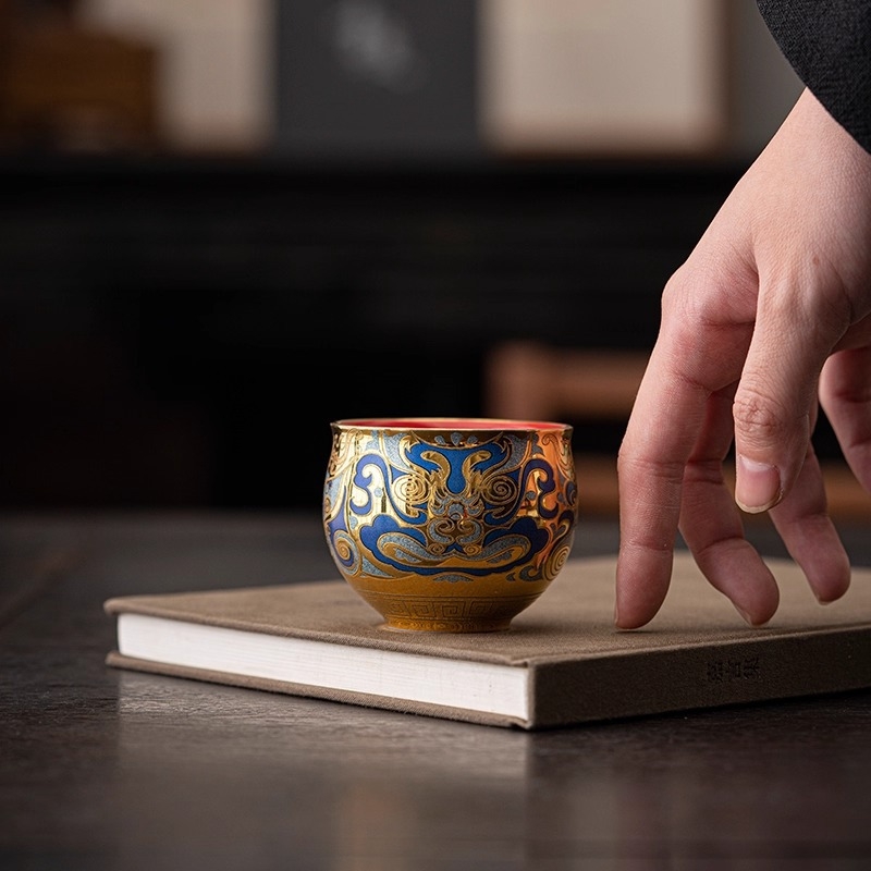 Ceașcă de ceai lucrată manual, lux, de maestrul Zhou Hongjie, cu încrustații din aur și argint, Jian Zhan din aur pur – Cadou ideal