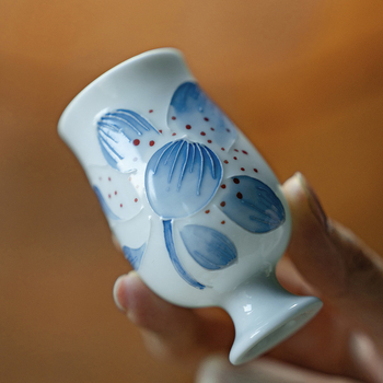 Ceașcă de ceai din ceramică, bază înaltă, petale de lotus, pictură manuală, pentru uz casnic, set Kung Fu de ceai de înaltă calitate.