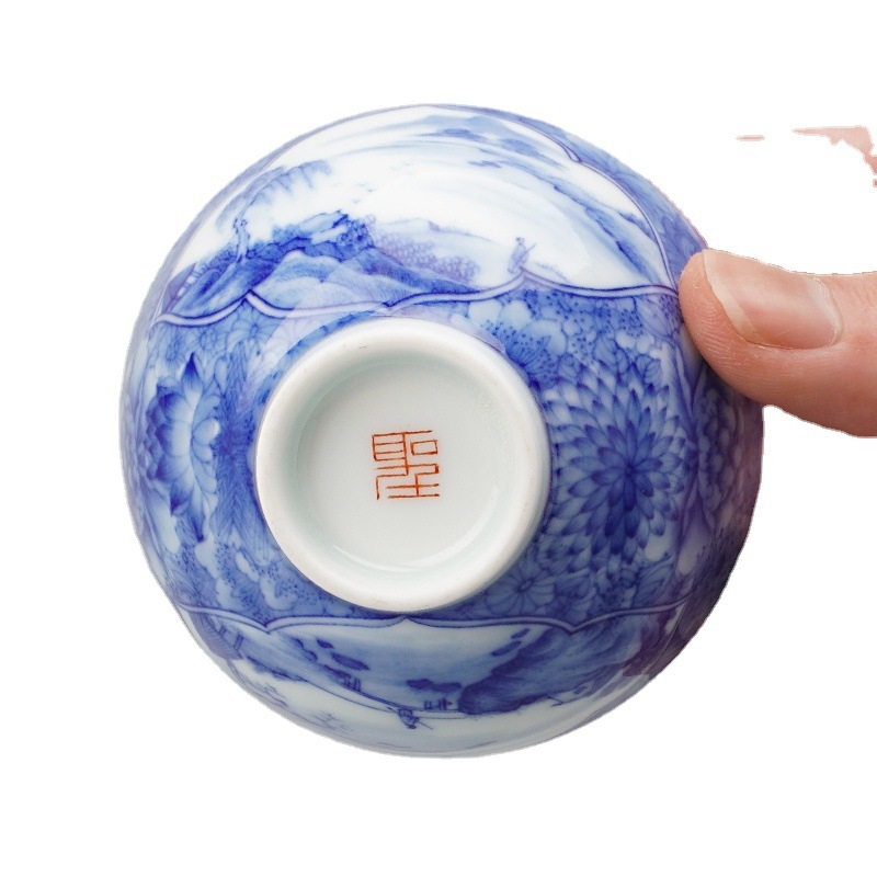 Ceașcă de ceai Gongfu, porțelan Jingdezhen albastru-alb, pictură manuală cu peisaj de flori la fereastră