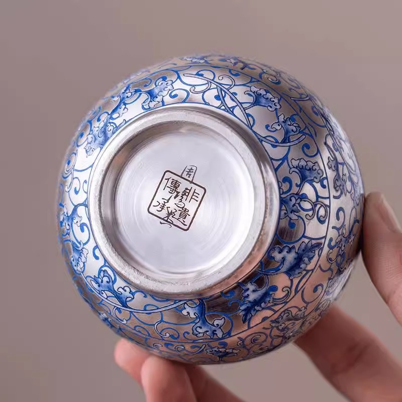 Zhou Hongjie Cești de ceai placate cu argint, model lotus albastru-pe-alb, stil chinezesc, set personal de ceai într-o cutie cadou
