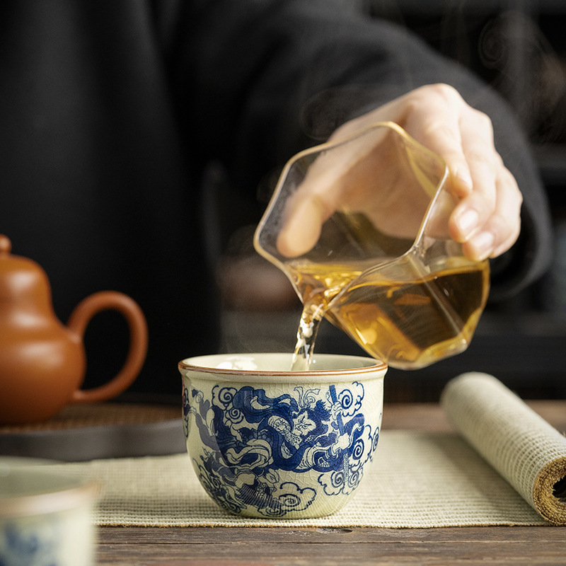 Dehua Chai Kiln ceașă de ceai, pictură manuală albastru‑alb, Monkey King, degustare premium